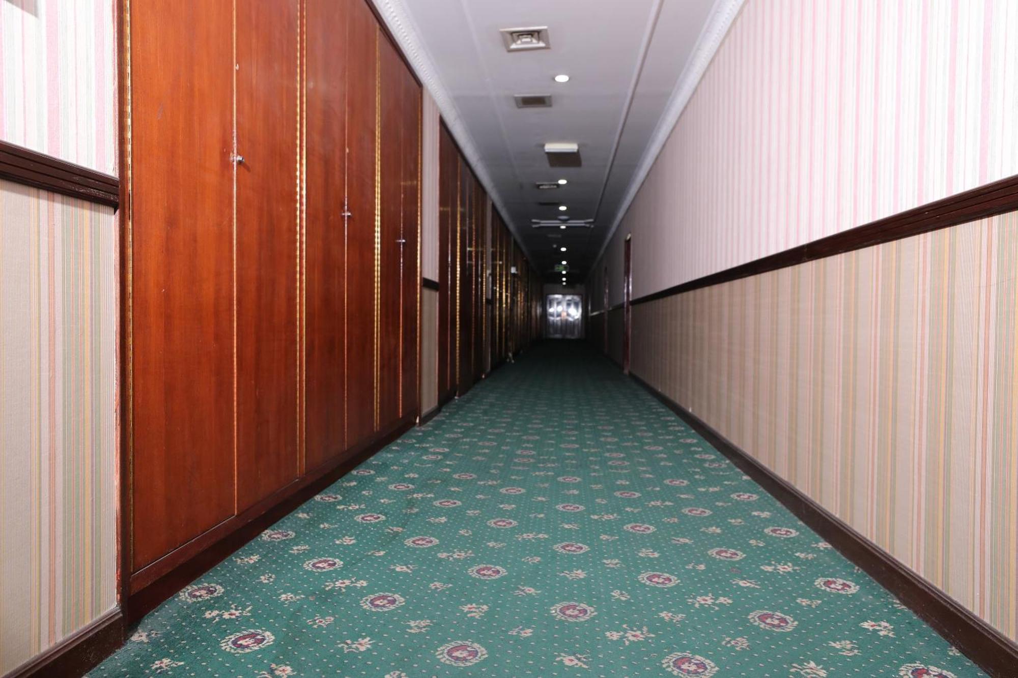 Oyo 112 Semiramis Hotel Manáma Kültér fotó